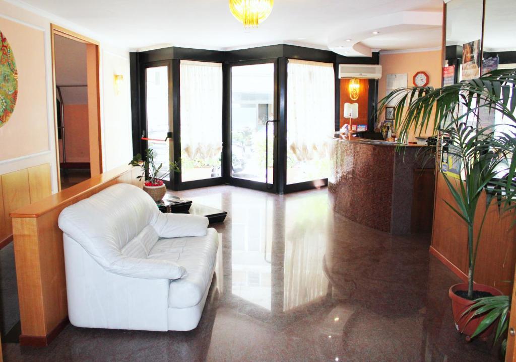 Hotel Cristal Bari Exterior photo